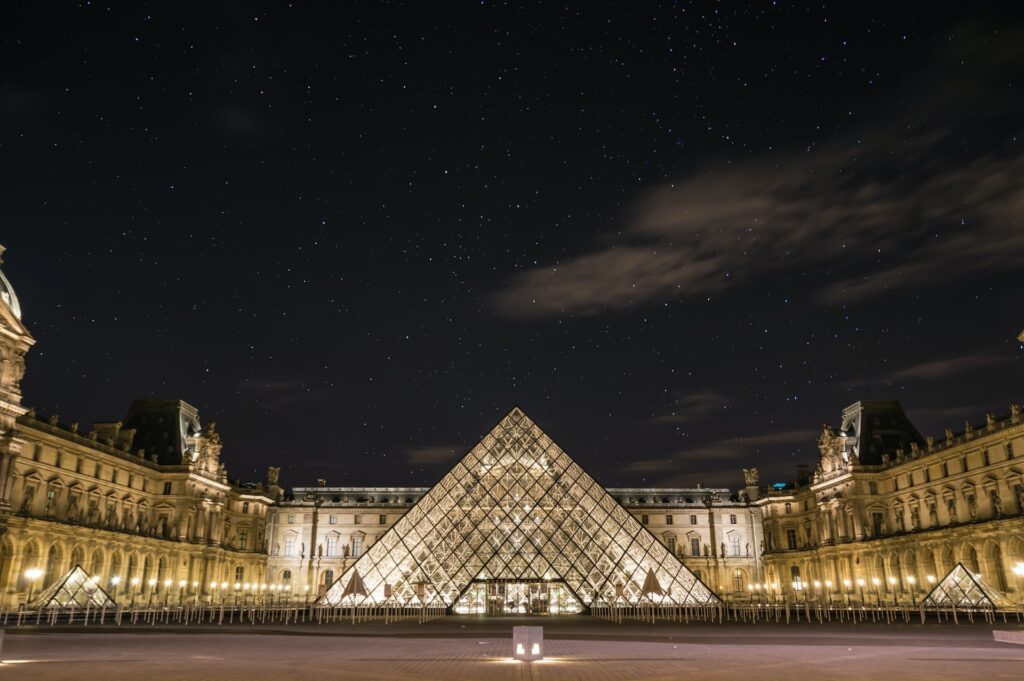 5 Unmissable Sights in the Louvre (That Aren’t the Mona Lisa)
